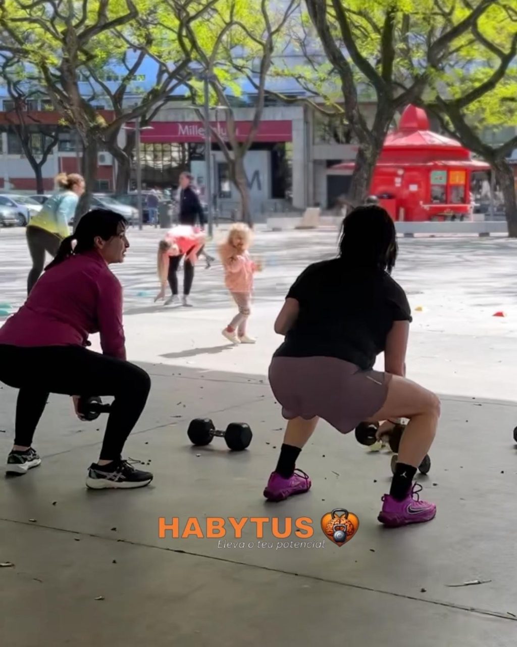 Aula de grupo ao ar livre da HABYTUS